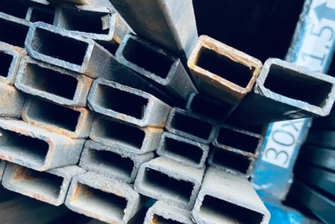 Труба прямоугольная 20х10 мм