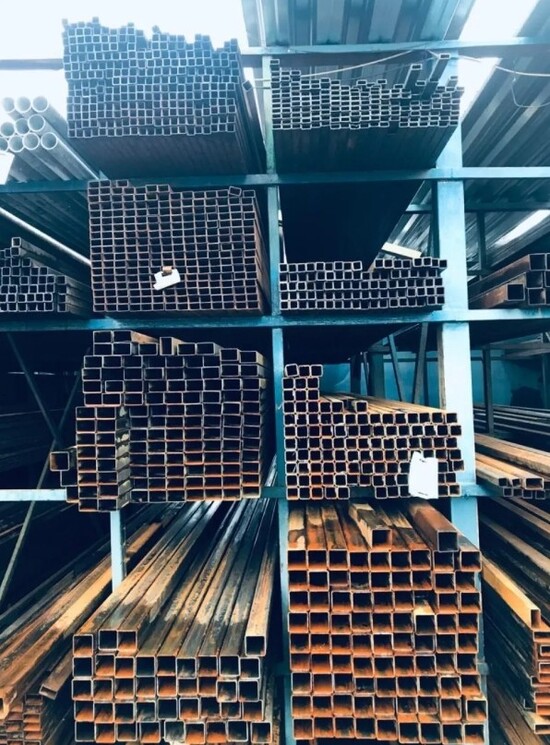 Труба прямоугольная 120х60 мм для строительства